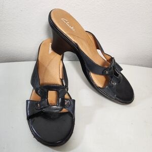 Clarks Womens Black Comfort Slip-on Heels-Size 9